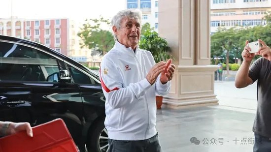 专业这是因为下载里面的游戏特别地多。服务