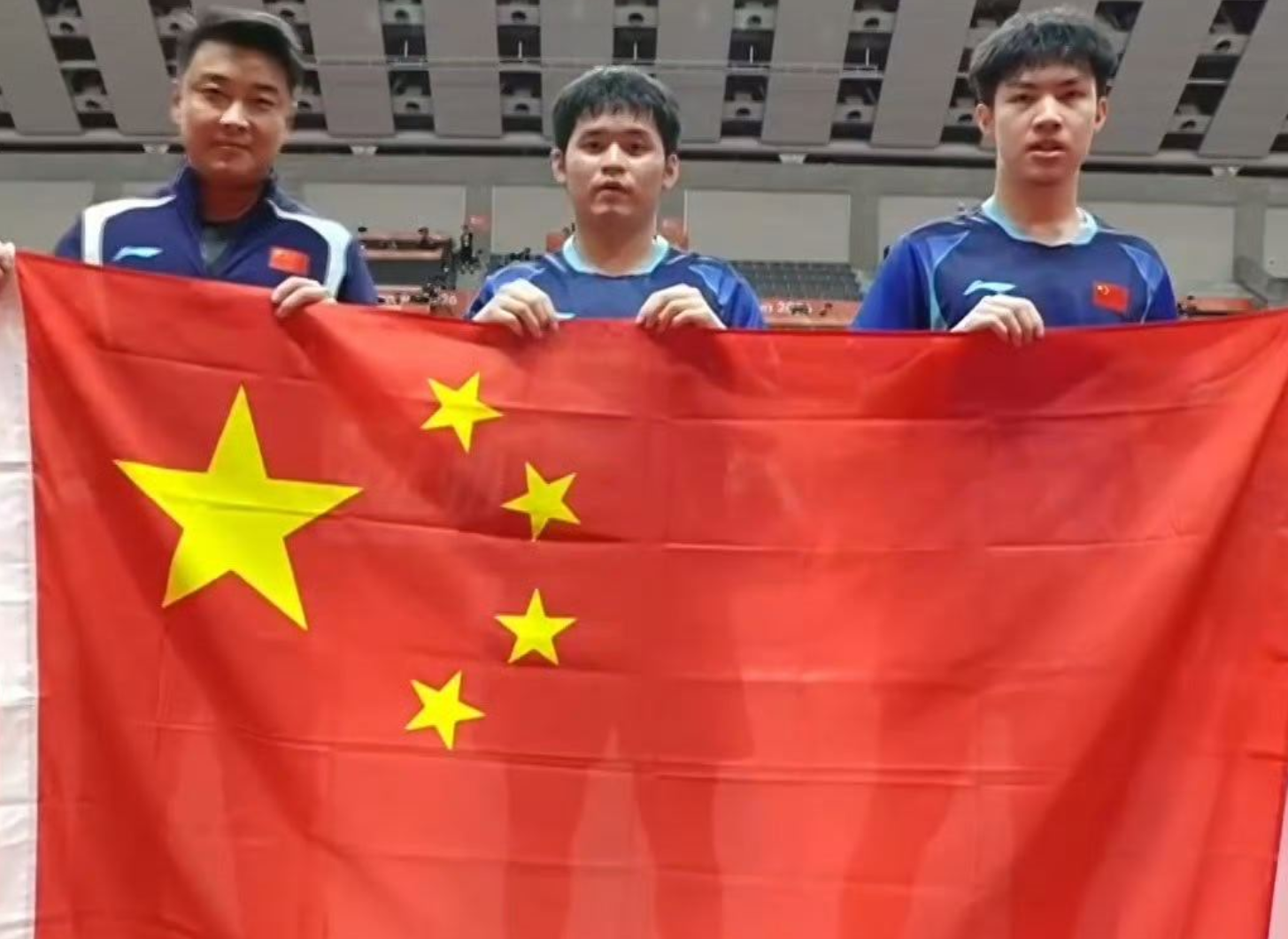 黄金城集团推出中国领先概念的图形化网络虚拟社区游戏“网络硅谷”图片展示