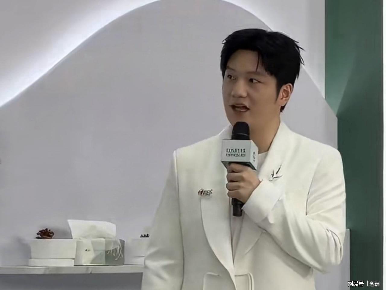 黄金城集团图片展示