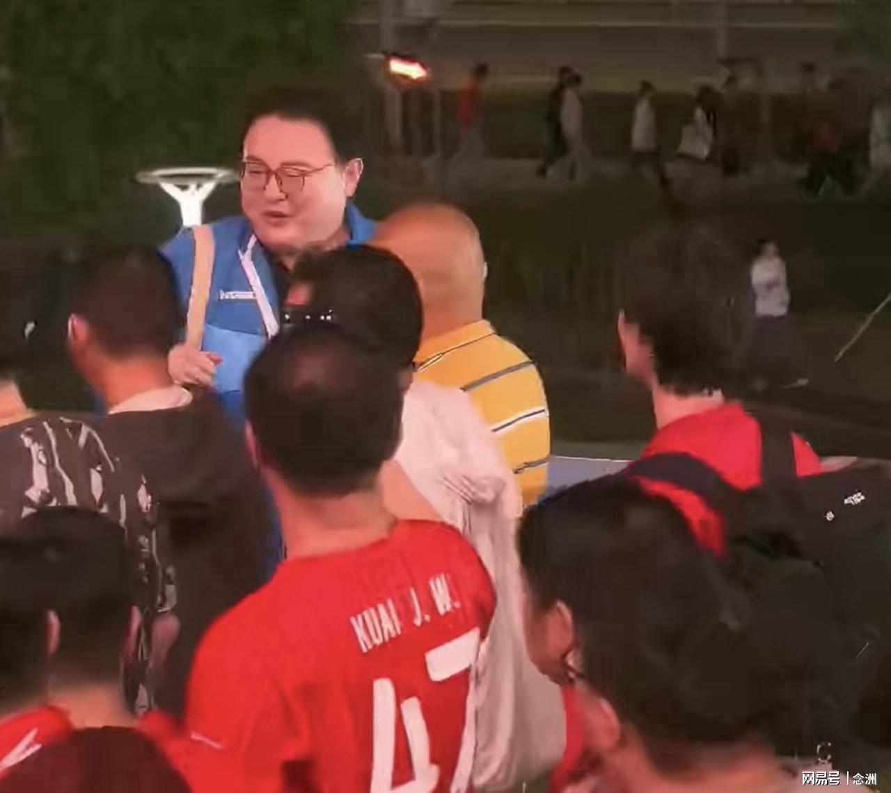 黄金城集团详情图